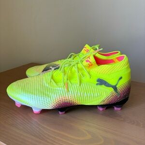 Puma Future 8 Ultimate Men's soccer cleats yellow size 8.5 Brand New